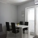 Modrika شقة *